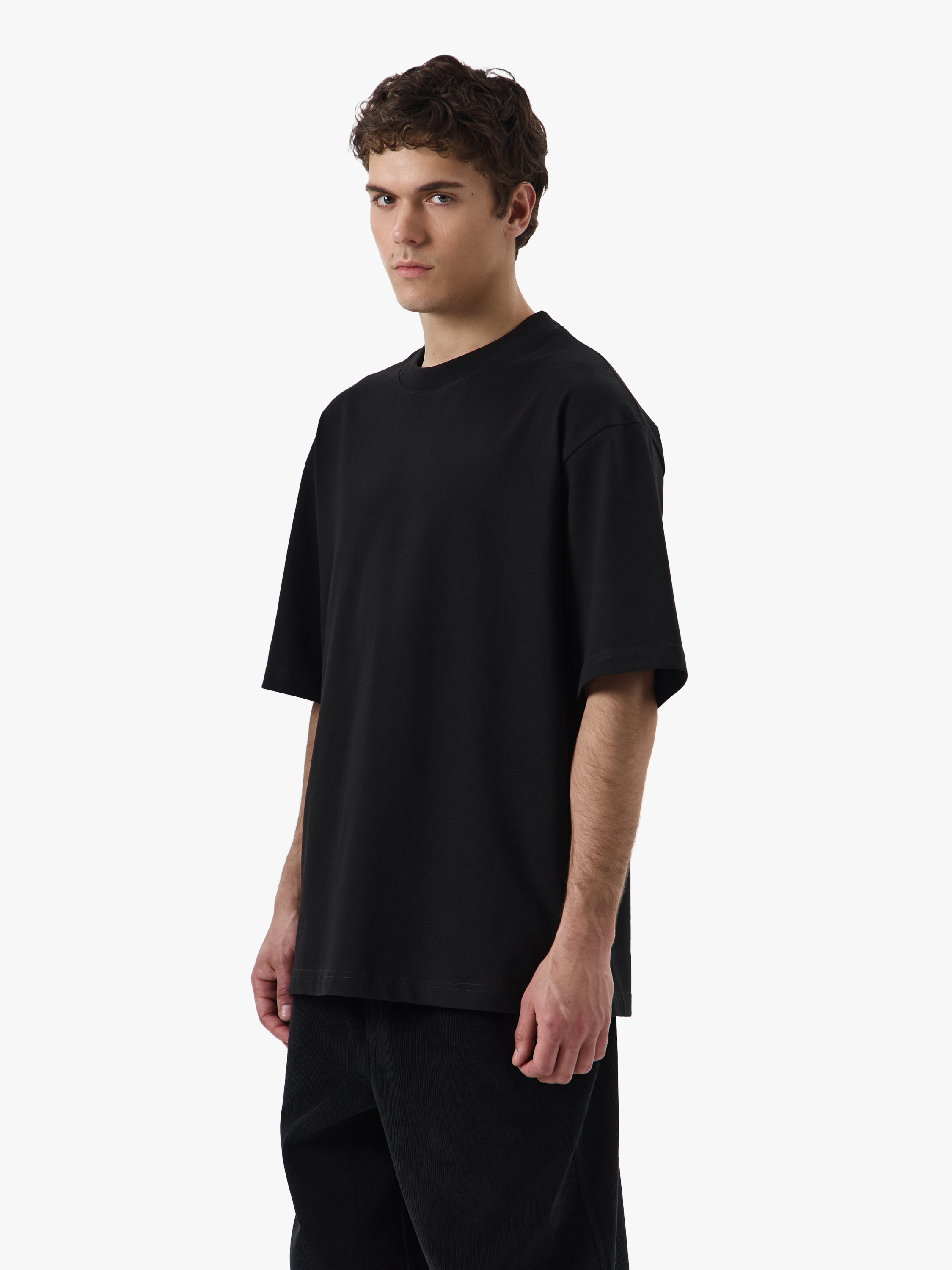Футболка оверсайз (черный) 230 г