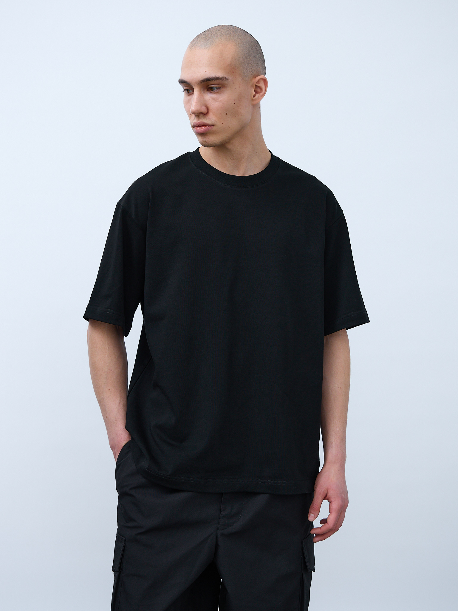 Футболка оверсайз (черный) 230 г